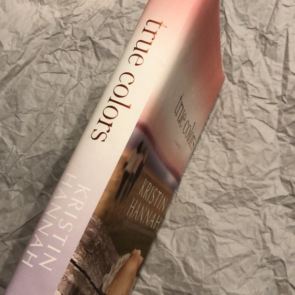 ⭐️3 for $15⭐️ Hardcover | True Colors by Kristin Hannah - Picture 3 of 5